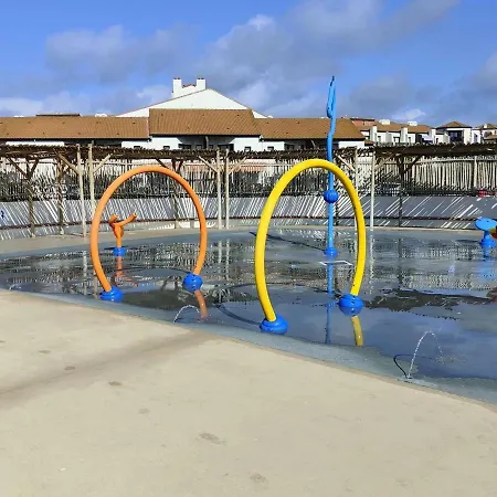T2 4 Pers Avec Piscine, Parking Privé, Clim En Option - - Fr-1-195-95 * Le Barcarès