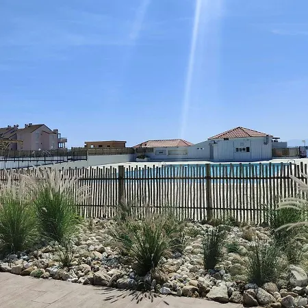 T2 4 Pers Avec Piscine, Parking Prive, Clim En Option - - Fr-1-195-95 * Le Barcares